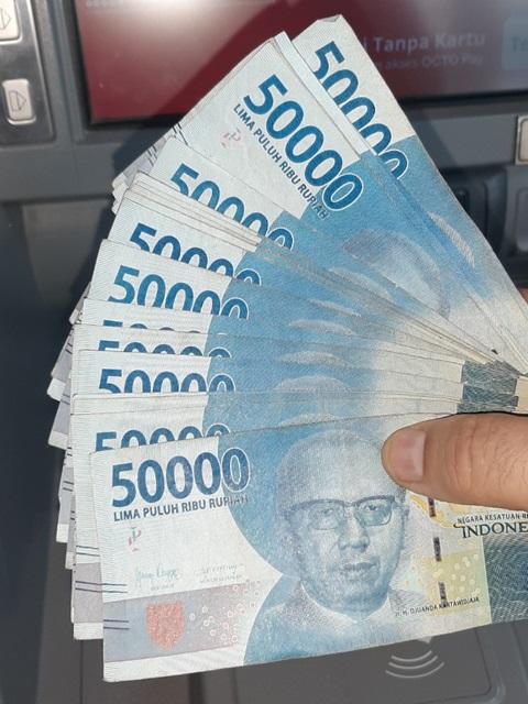 rupiah.jpg.aa2f9656165d27f96c7b630298abcac1.jpg