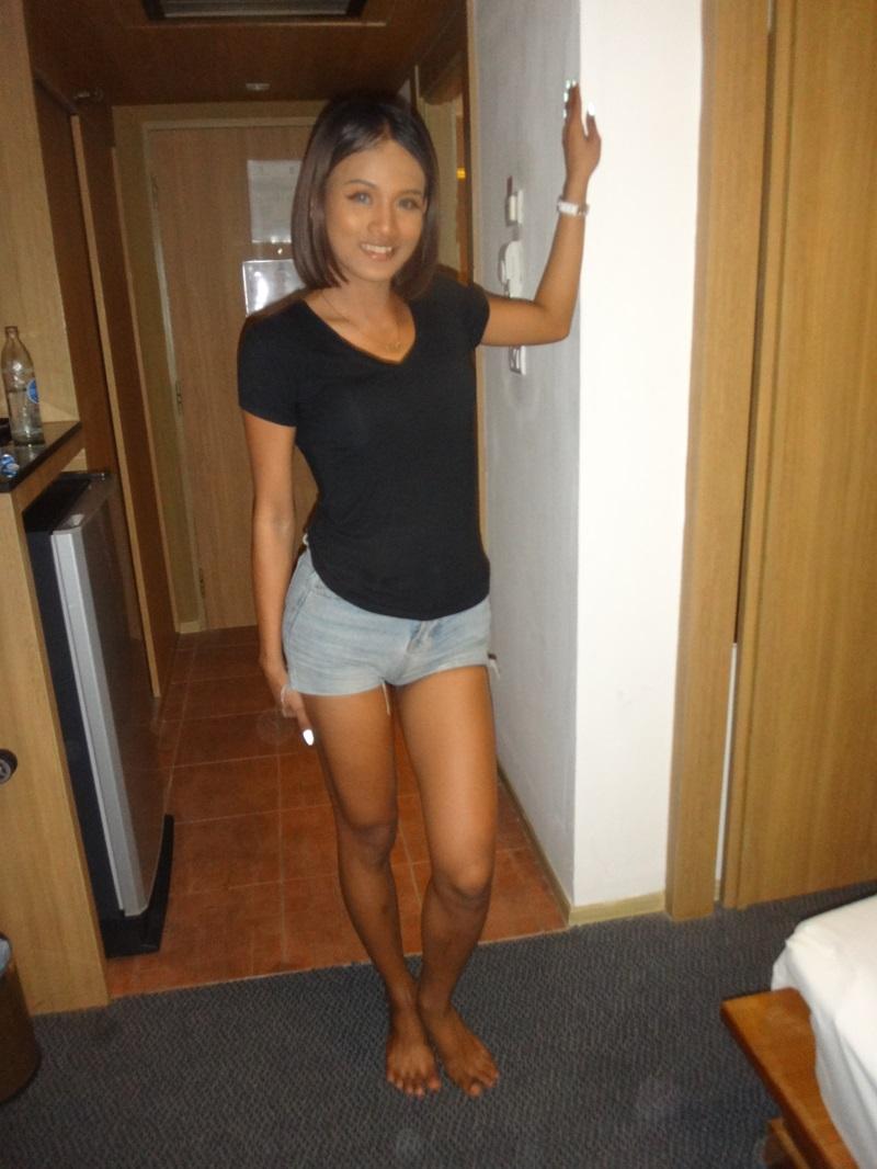 aliceDSC07173.jpg.42c7dcc639452c4f8409d00fa06e6b80.jpg